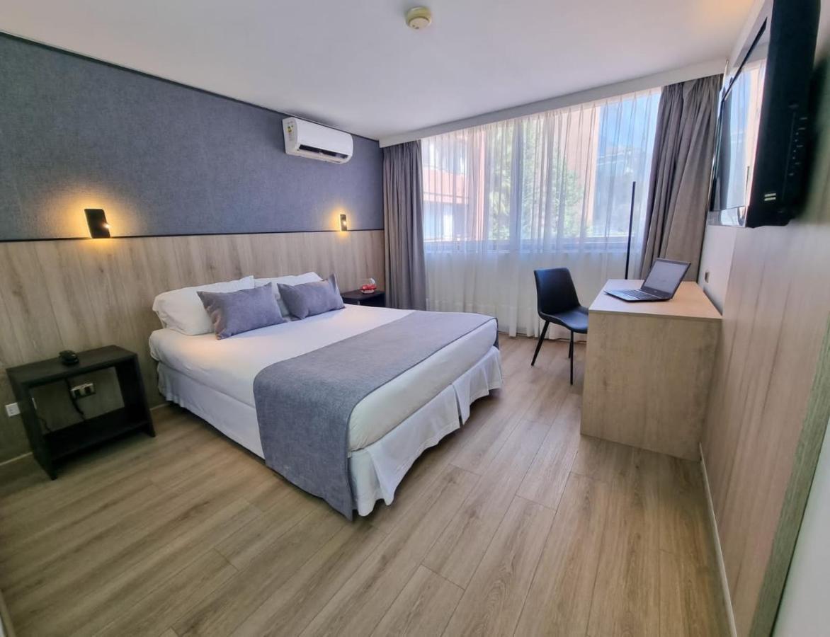 Panamericana Hotel Providencia Santiago Kültér fotó